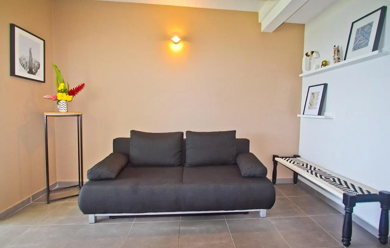 Apartment Duplex 4 Personnes Chambre Vue Mer Residence O Coeur De Deshaies Guadeloupe